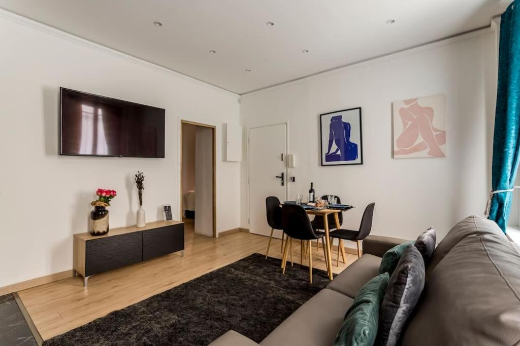Suite Paris, Tour Eiffel, Champs Elysees מראה חיצוני תמונה