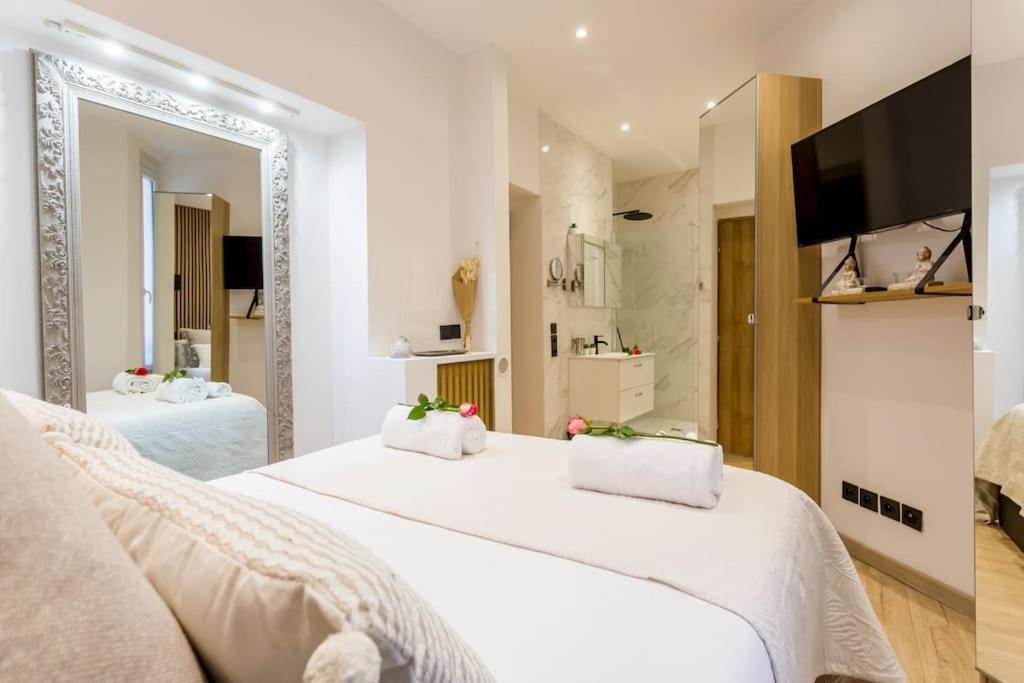 Suite Paris, Tour Eiffel, Champs Elysees מראה חיצוני תמונה
